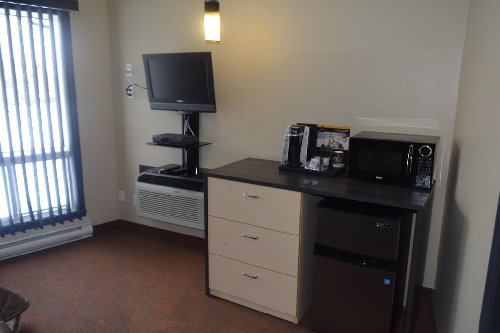 Motel Falcon Brossard Exterior foto