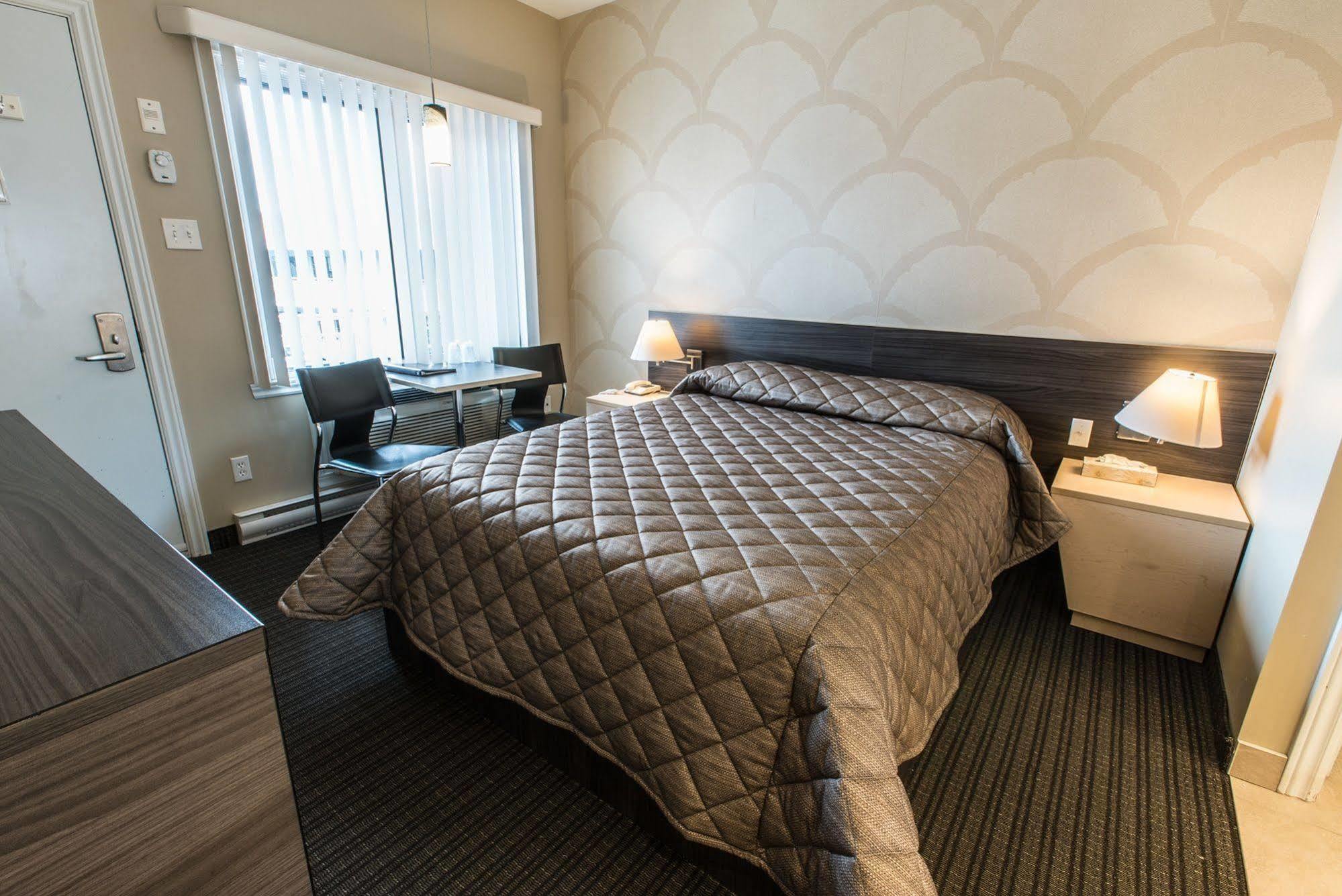 Motel Falcon Brossard Exterior foto